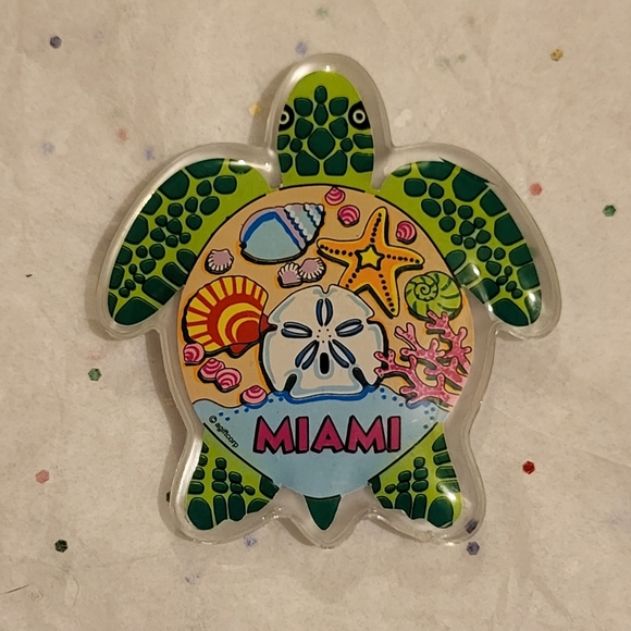 Random Keychain Set #2 - Picture 5 of 9